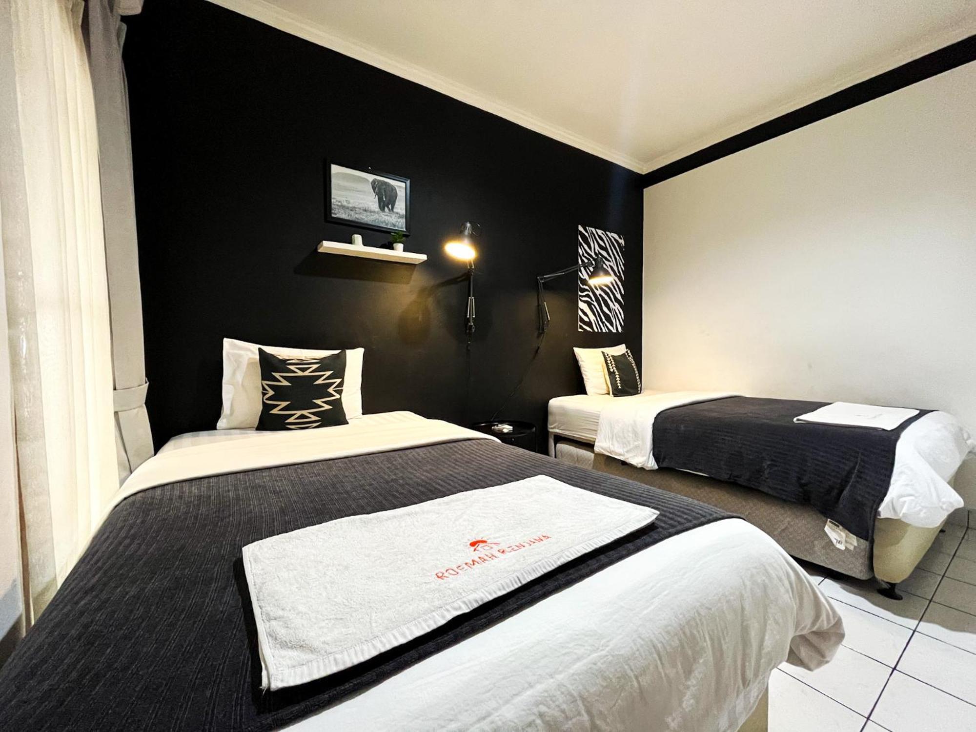 Bed and Breakfast Roemah Renjana Бандунг Экстерьер фото